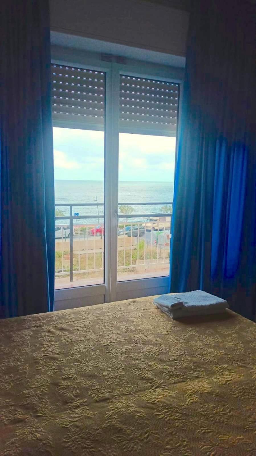 B&B Solana Noli Kültér fotó