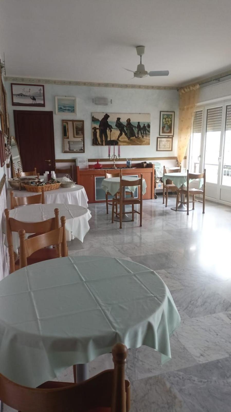 B&B Solana Noli Kültér fotó