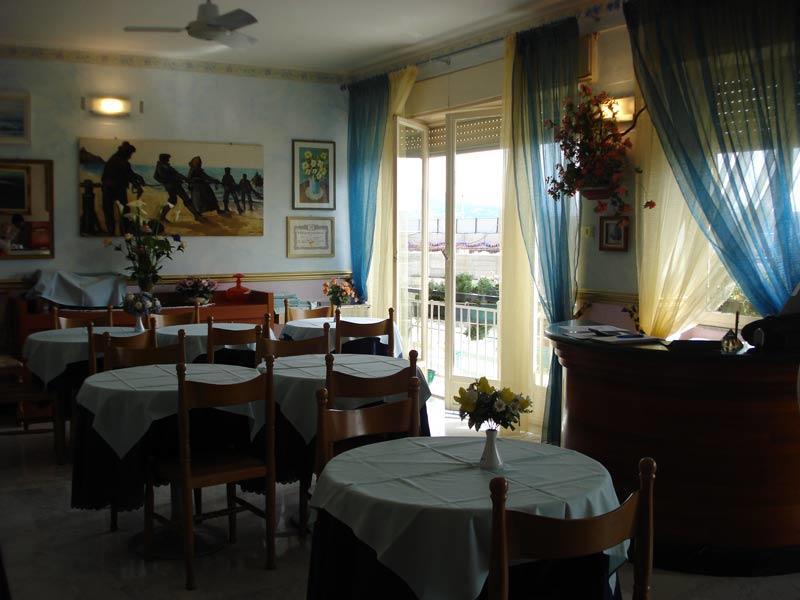 B&B Solana Noli Kültér fotó