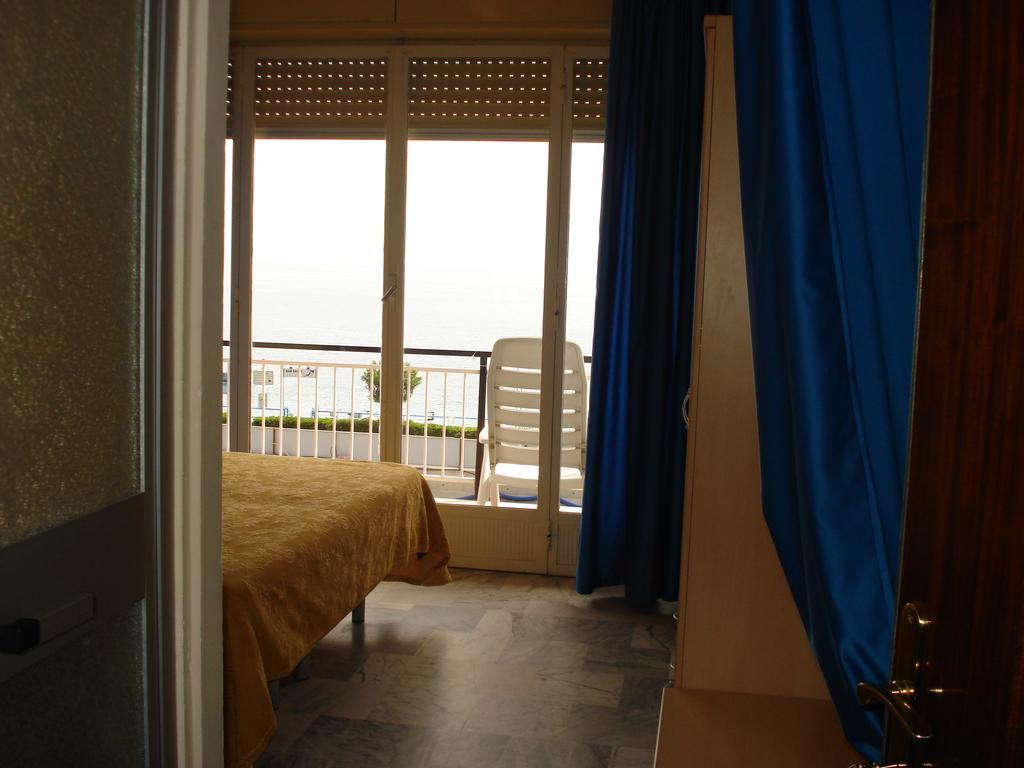 B&B Solana Noli Kültér fotó