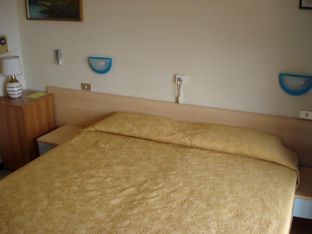 B&B Solana Noli Kültér fotó