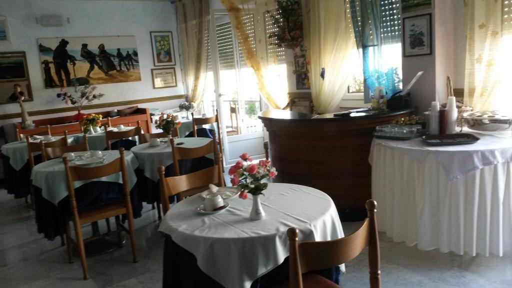 B&B Solana Noli Kültér fotó